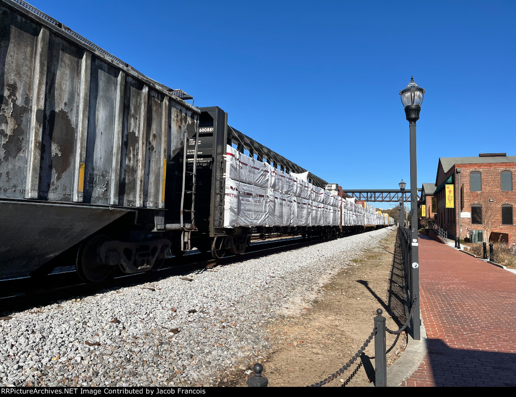 CSXT 600889